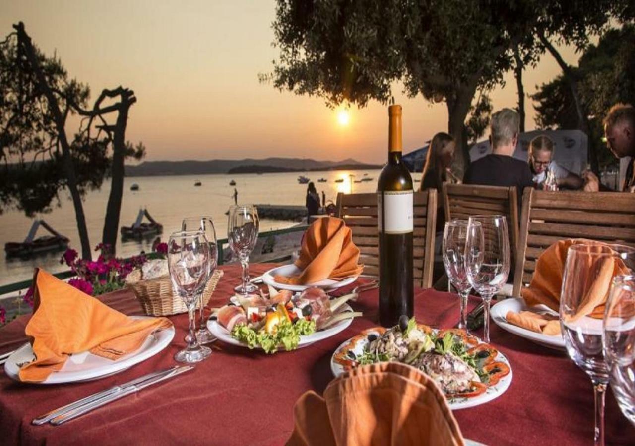 Summertime By Pearl Of The Biograd Biograd Na Moru Exteriör bild