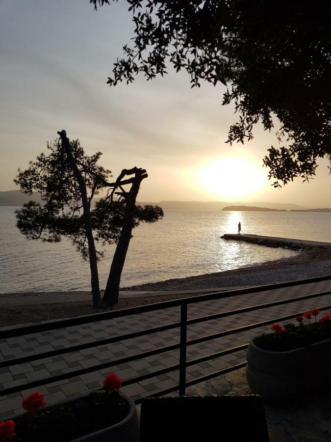 Summertime By Pearl Of The Biograd Biograd Na Moru Exteriör bild